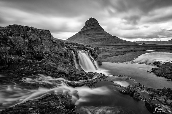 750_3821_bw